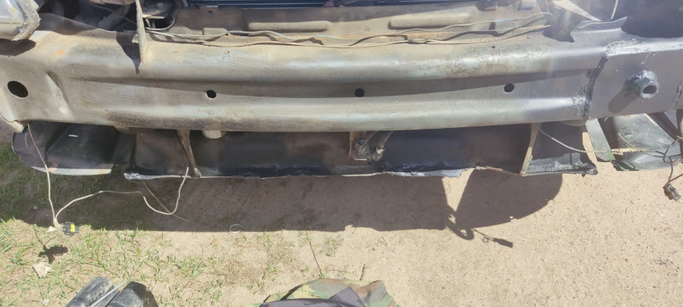 Замена бампера, буксировочная петля и борьба со стуком гидриков — Lada ...