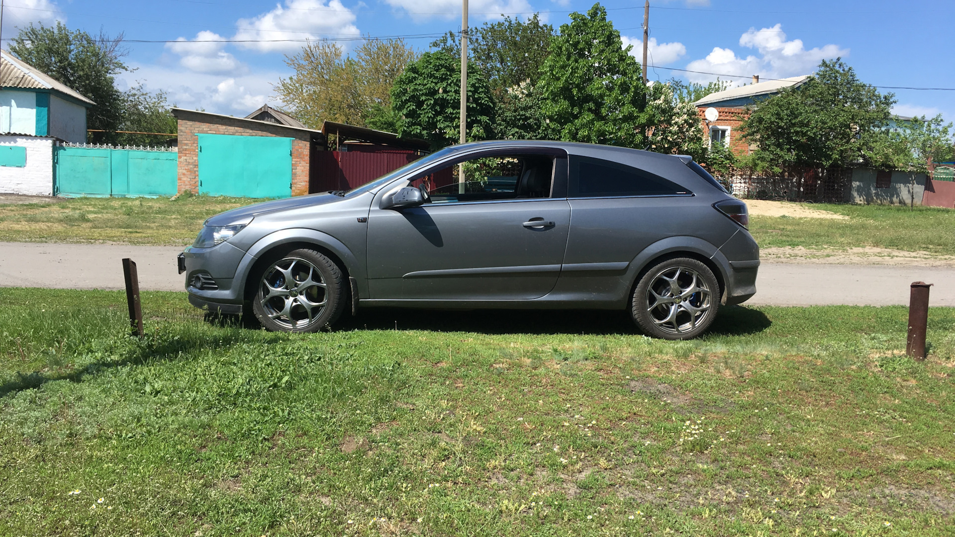 Opel Astra H GTC 1.6 бензиновый 2008 | Cosmo the German Eight на DRIVE2