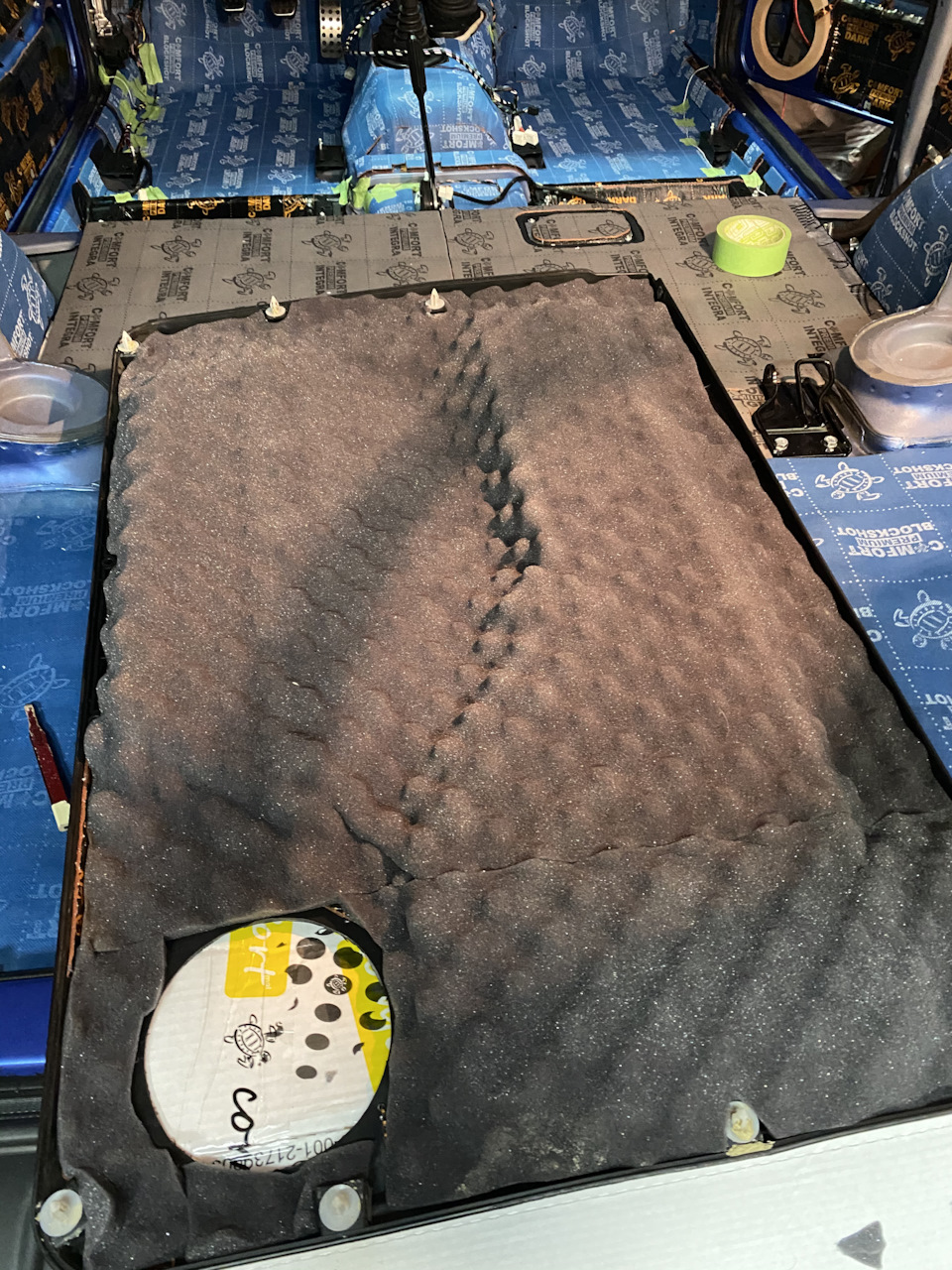 Шумоизоляция Нивы — Lada 4x4 3D, 1,7 л, 2019 года | своими руками | DRIVE2