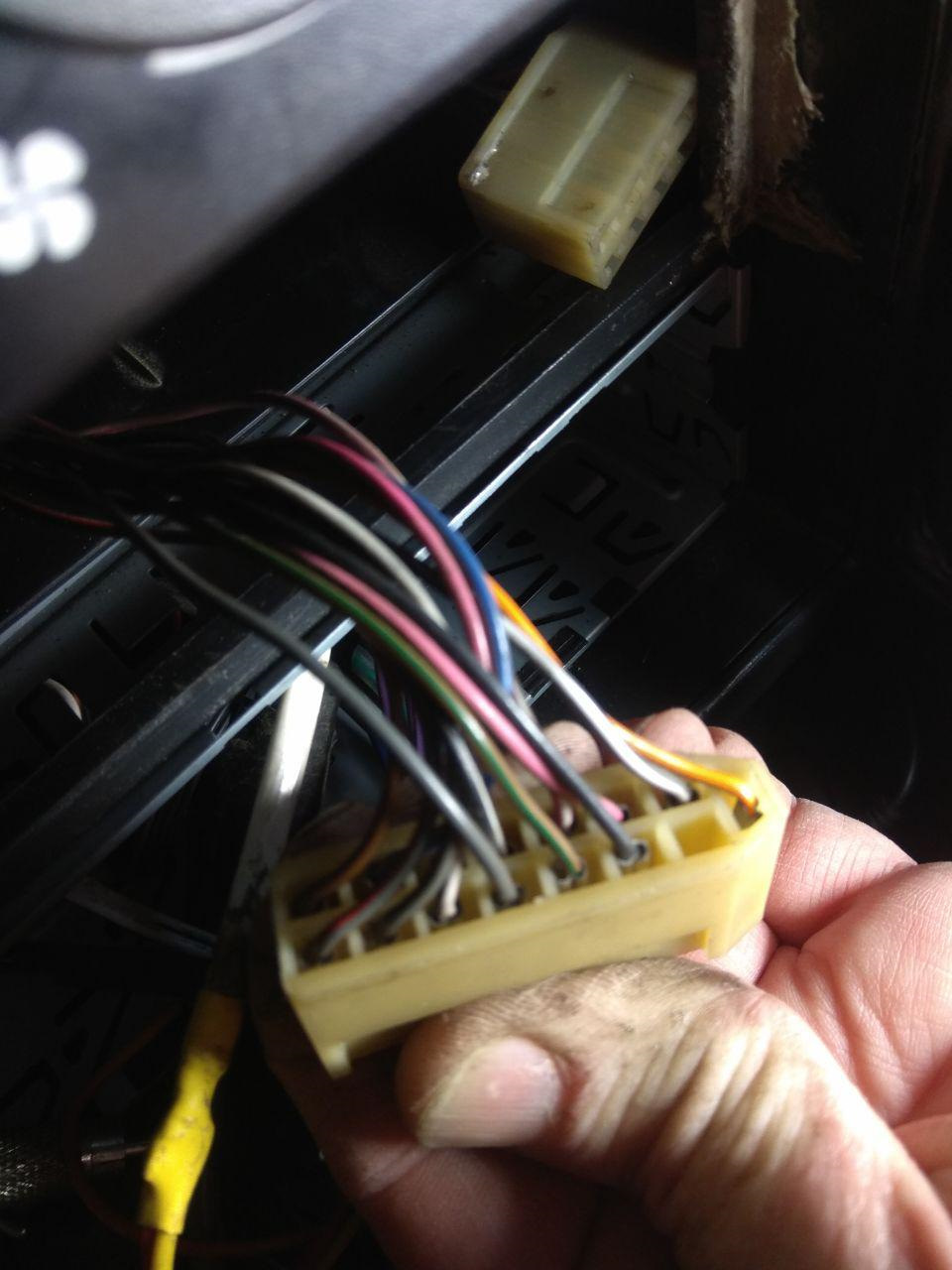 Мафон от ключа в замке зажигания — Lada 21120, 1,5 л, 2001 года ...