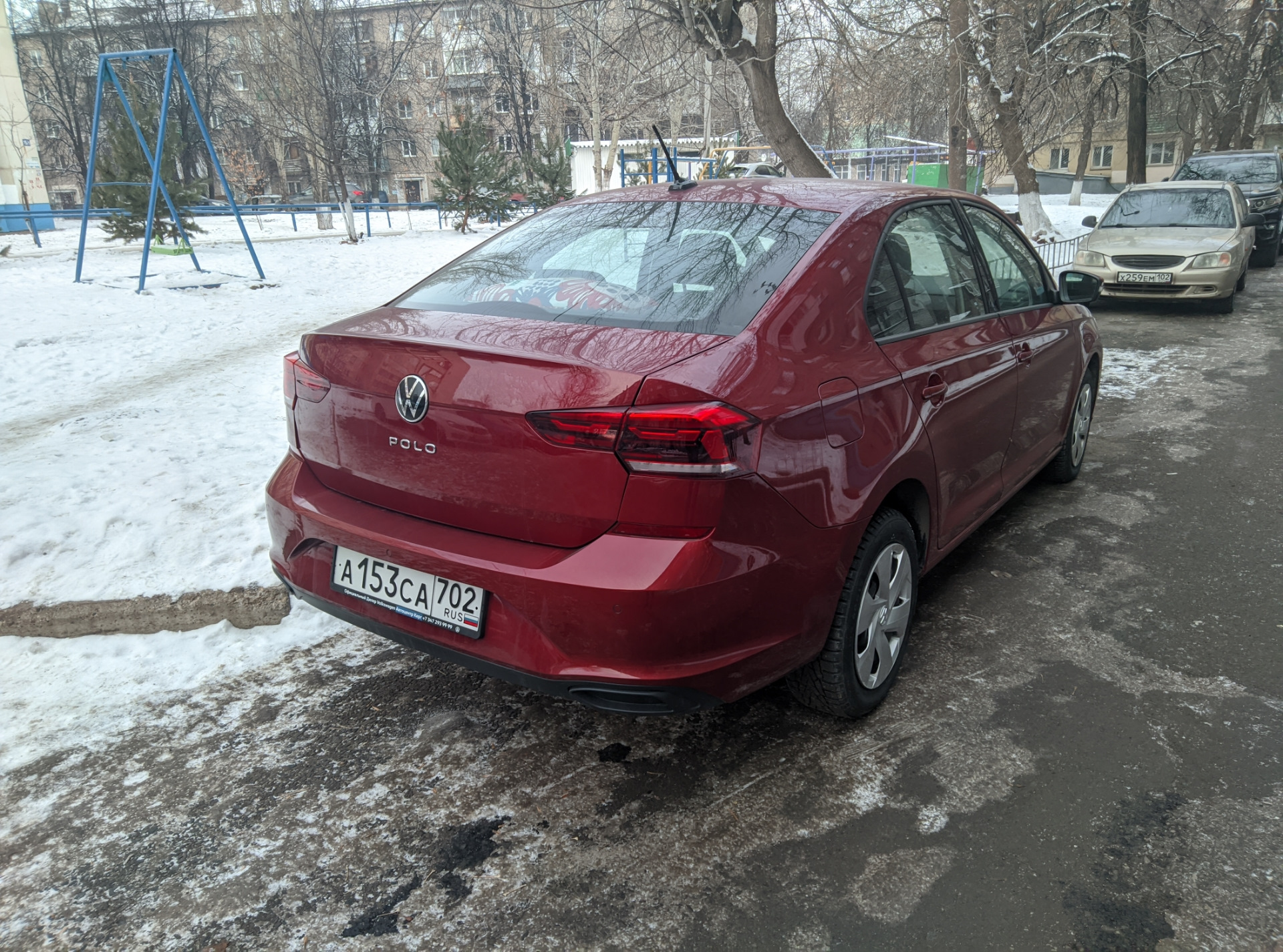 Volkswagen Polo 2021 Exclusive красный