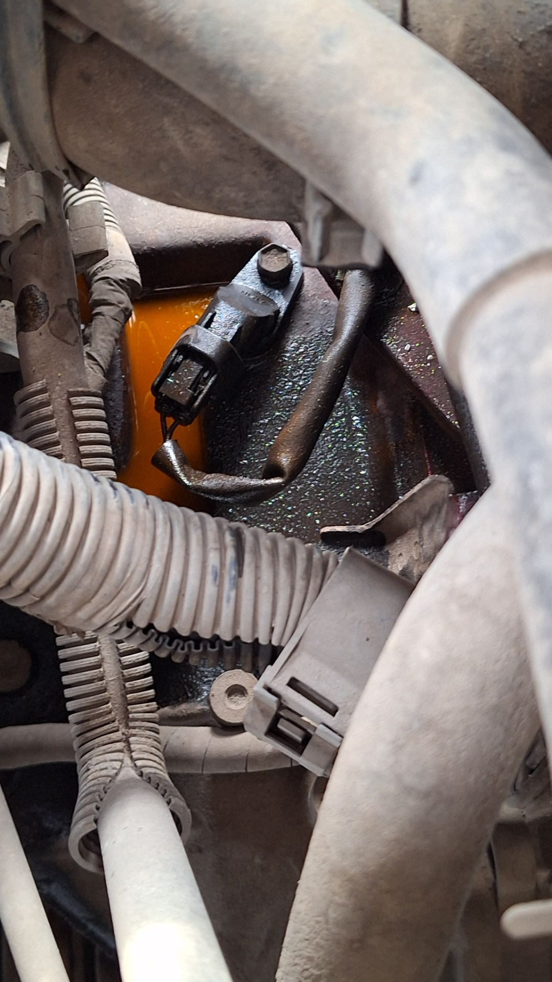 Падает уровень антифриза. Верхний патрубок радиатора. — Toyota Allion ...