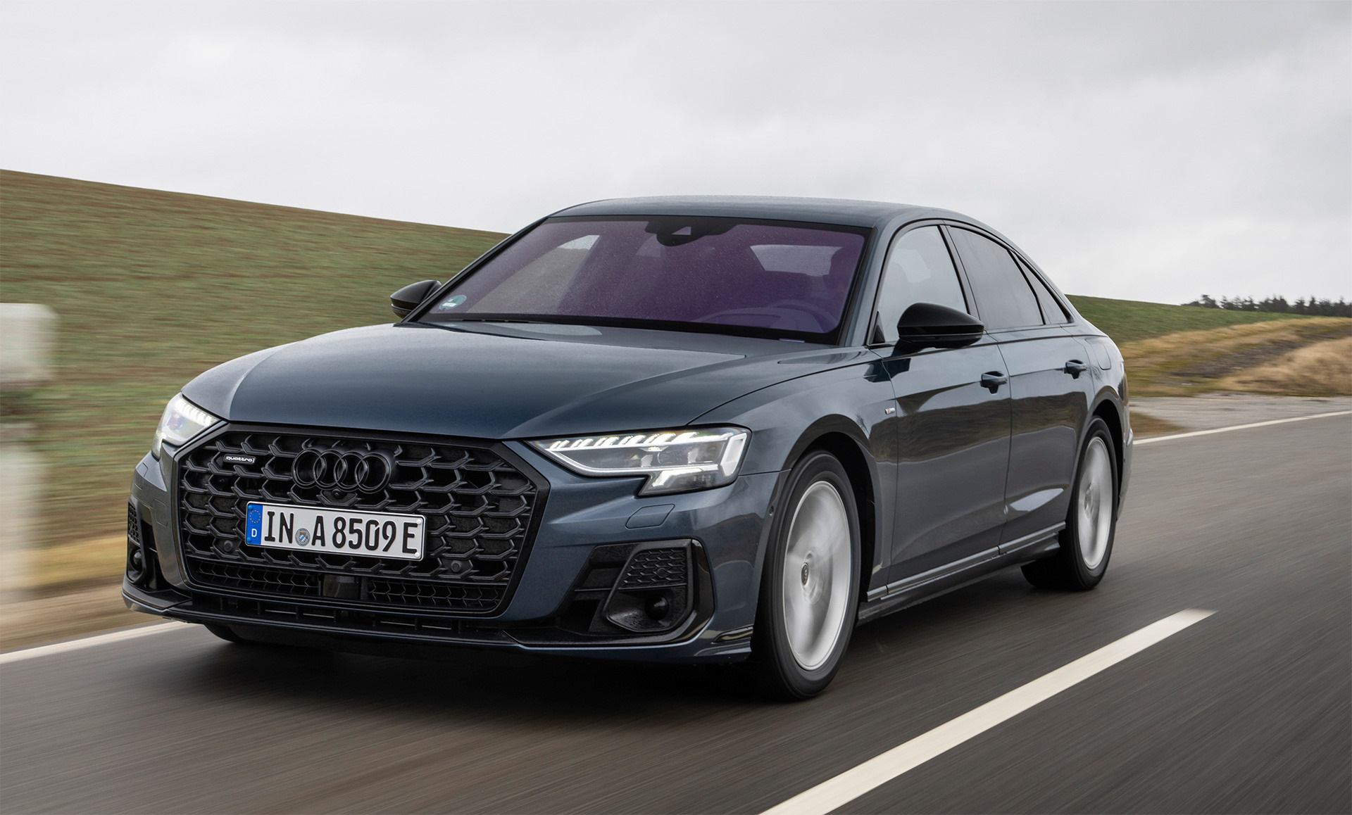 S8 e. Ауди а8 2022. Audi a4 2022. Audi s8 2022. Новая Audi a8 2022