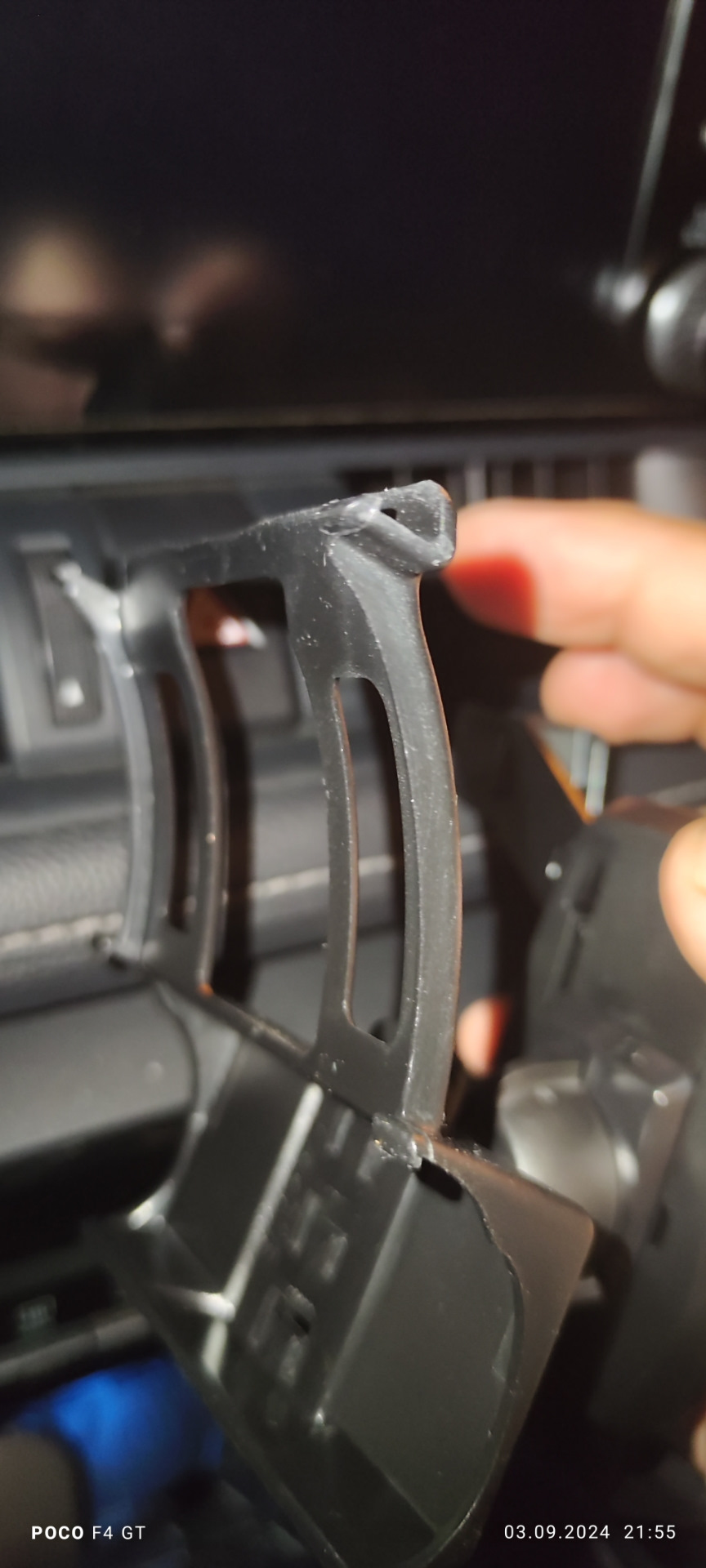 Photo from the logbook Toyota RAV4 (5G)