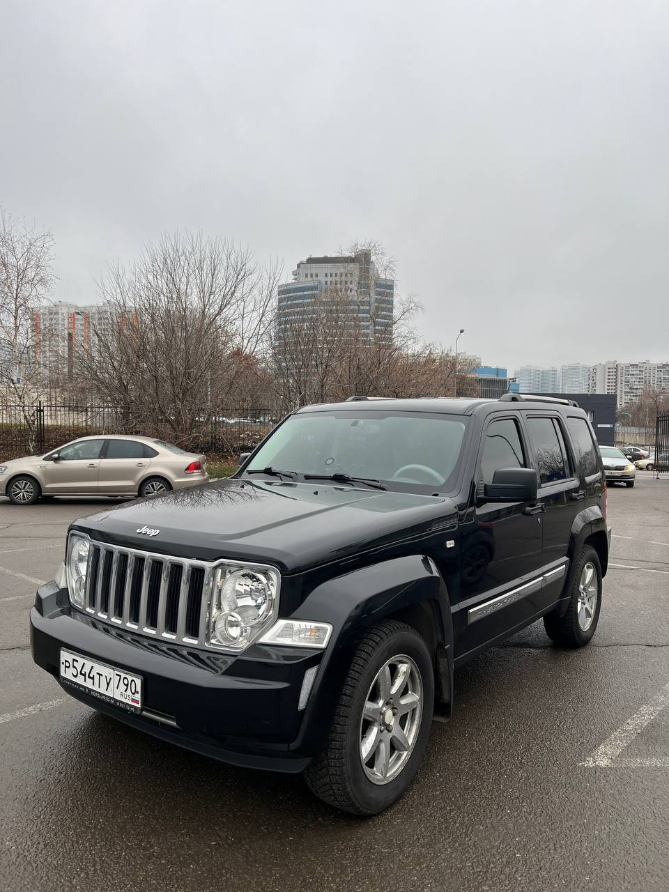 Фото в бортжурнале Jeep Cherokee (KK)
