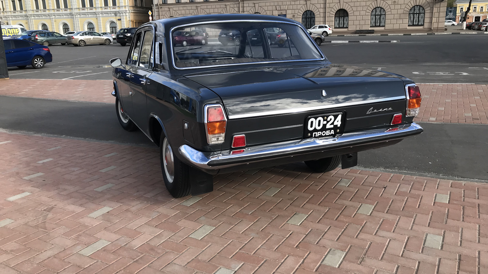 Газ 2025 машина. Газ 2025. gaz 2025.