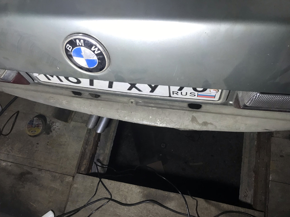 Вровень выпирает — BMW 5 series (E28)