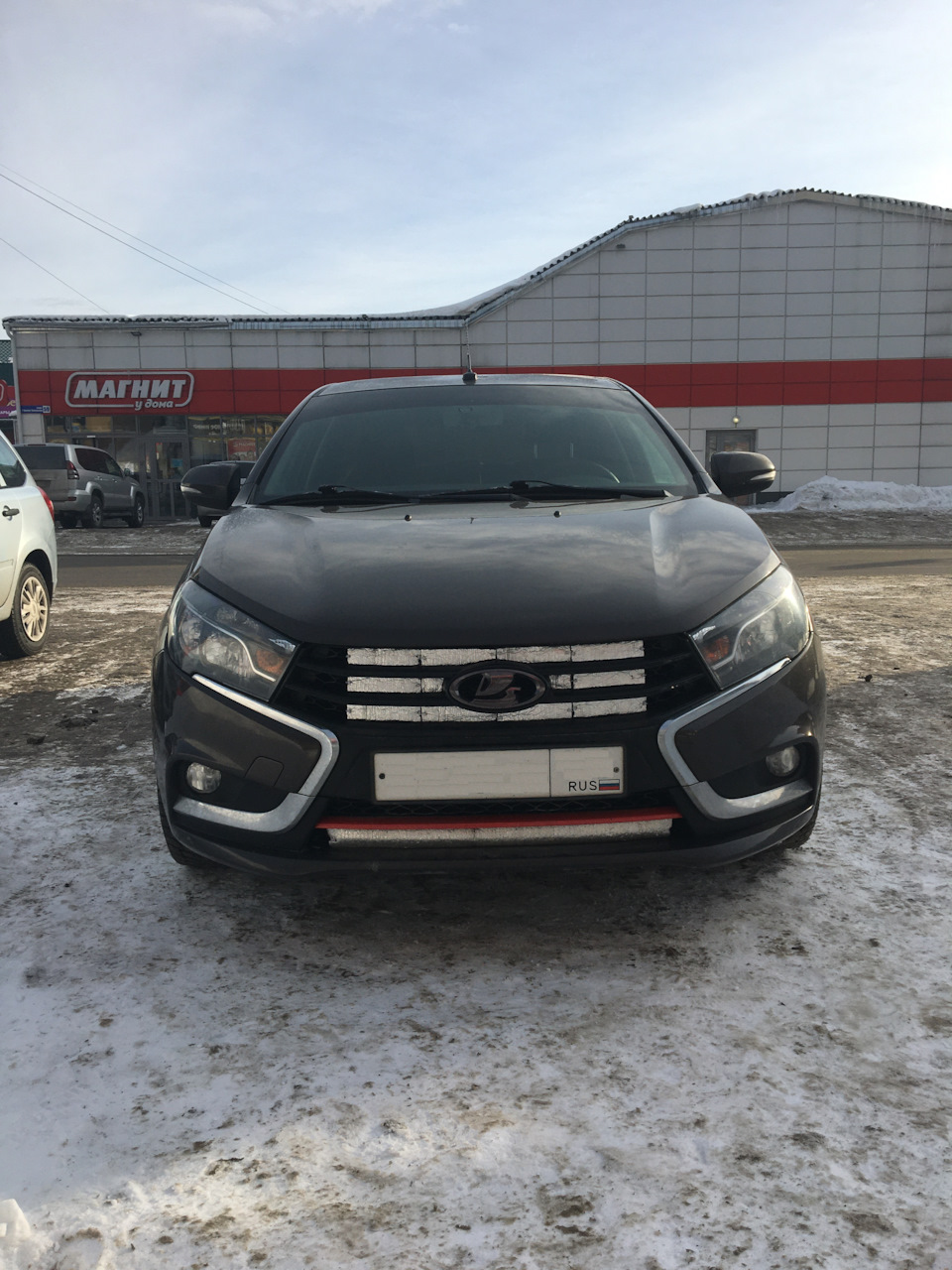 28 Доработки: зимняя защита радиатора — Lada Vesta, 1,6 л, 2016 года |  тюнинг | DRIVE2