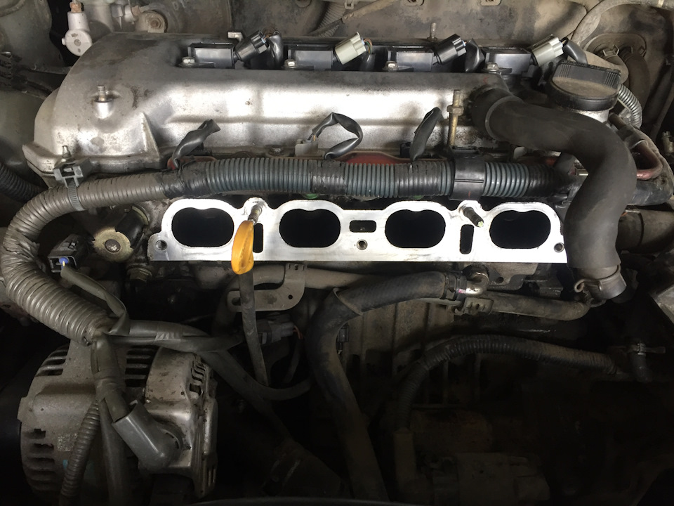 Прокладка впуска — Toyota Wish (AE10), 1,8 л, 2003 года | своими руками ...