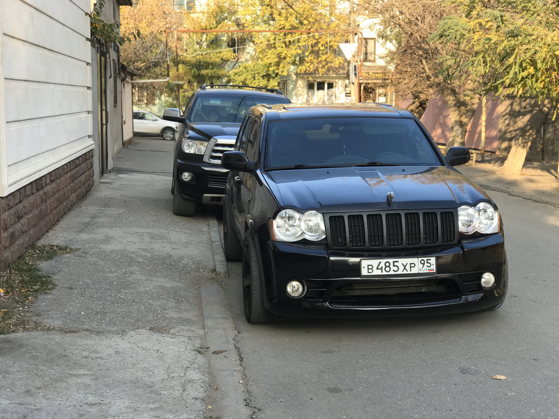 Jeep Grand Cherokee srt8 утка