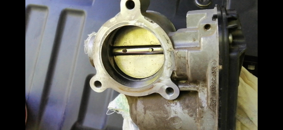 Промывка дроссельного узла Лада Веста — Lada Vesta SW Cross, 1,8 л ...