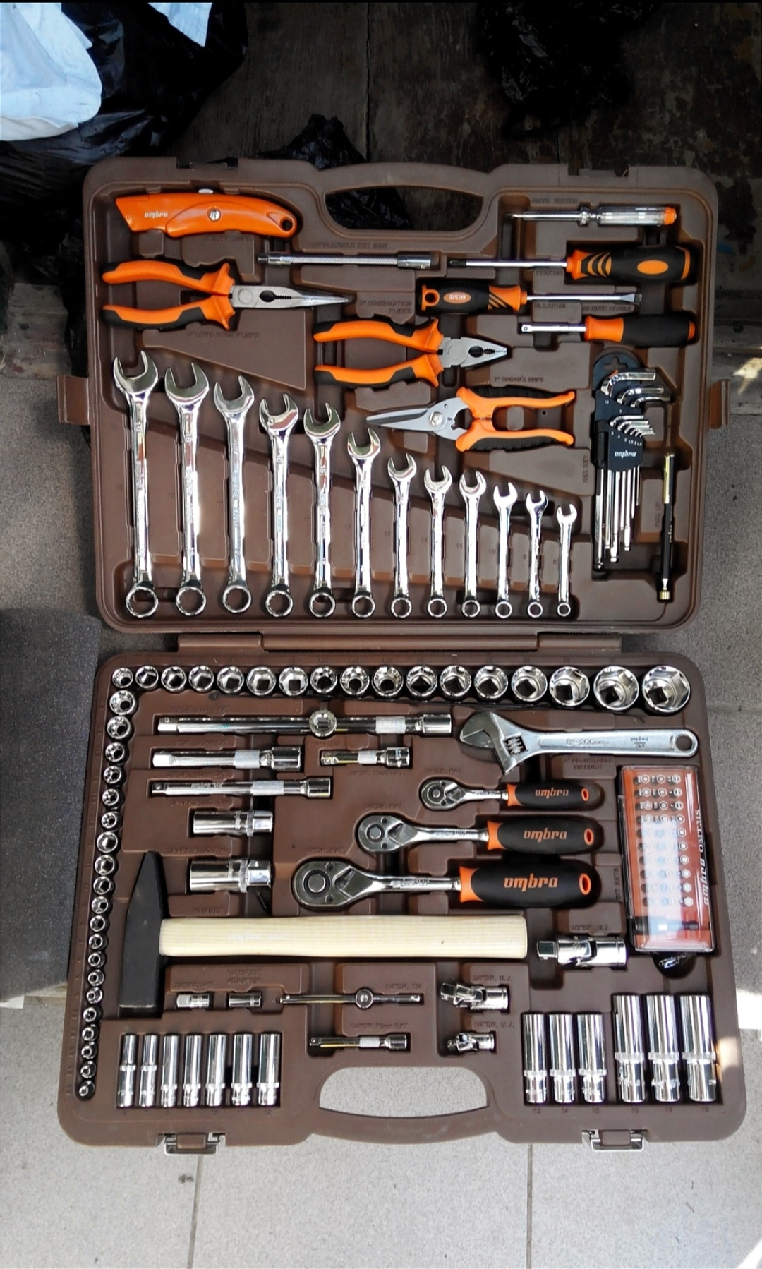 Набор инструментов в подарок. Набор инструментов сата 150 предметов. Подарю инструмент. Набор инструментов. Женский набор инструментов.