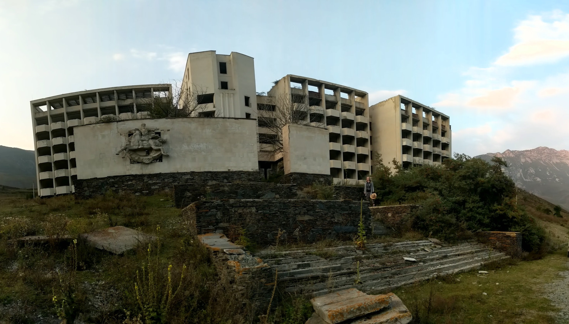 Санаторий кармадон. Санаторий кармадон. Тоннель бодрова кармадон. Заброшенный отель кармадон. Санаторий кармадон.