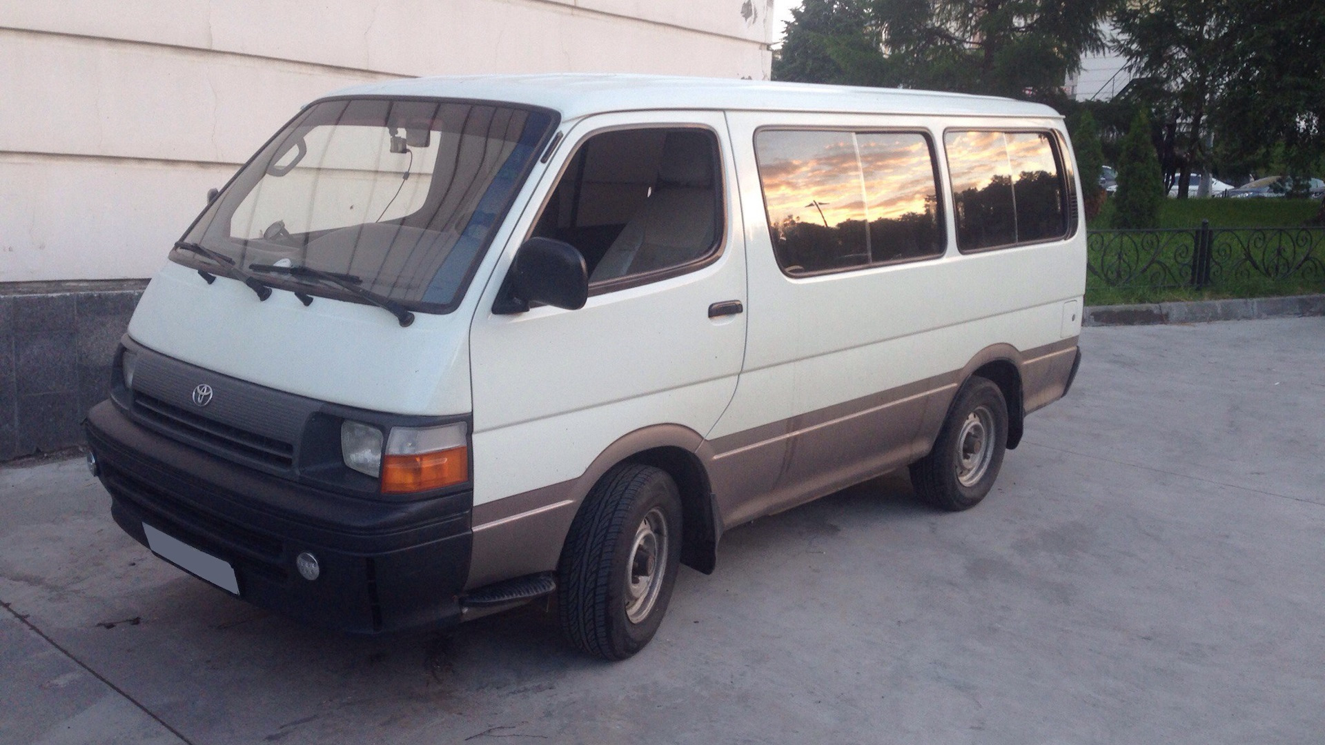 Toyota HiAce (H100) 2.0 бензиновый 1995 | 1RZッСкубиду-биду-мобильシ на DRIVE2