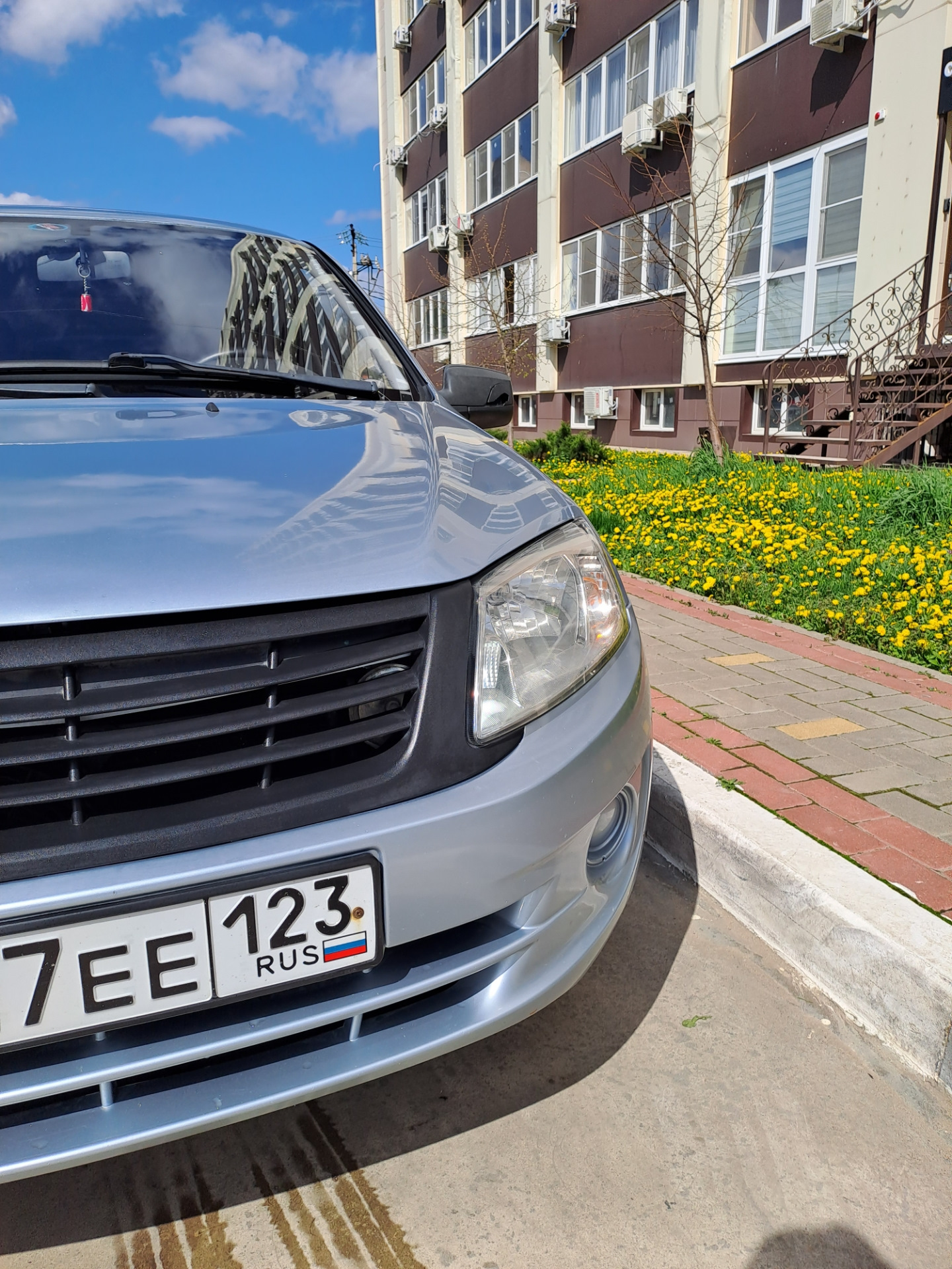 Замена ламп дхо на светодиодные — Lada Гранта (1G), 1,6 л, 2012 года ...