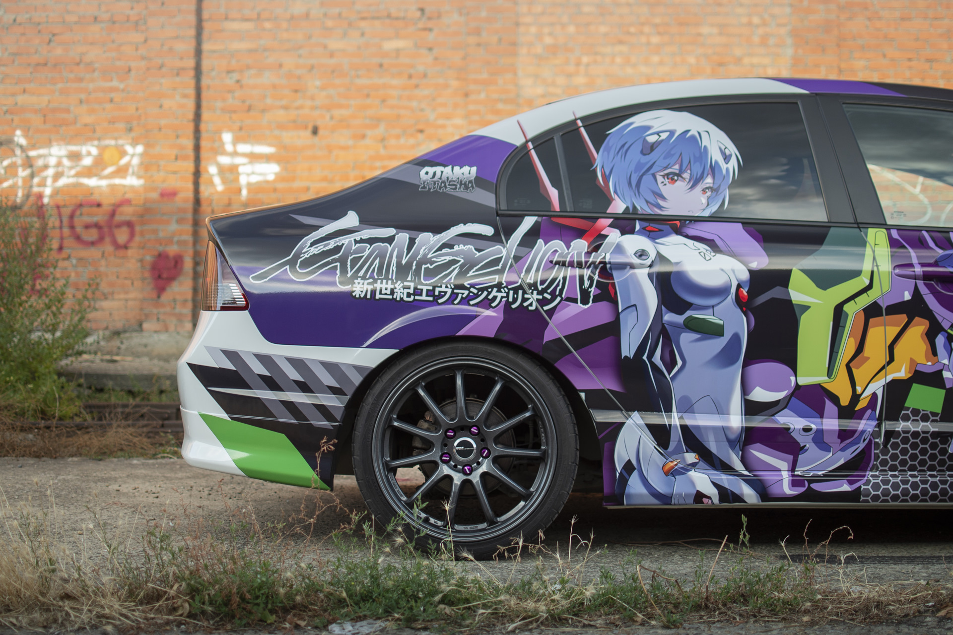 Itasha van