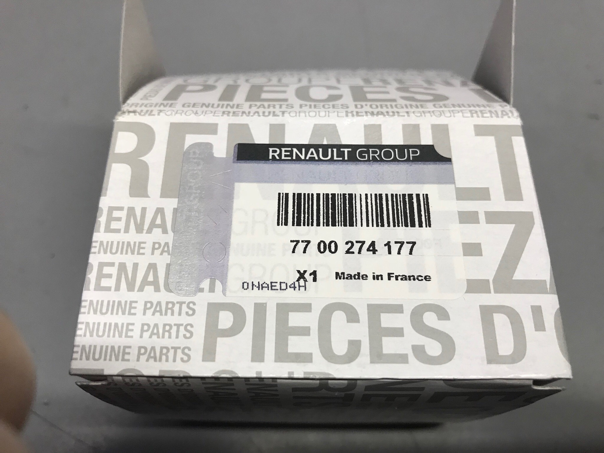 Куплю запчасти renault. Оригинальные запчасти Renault. Renault Group запчасти. Оригинальная коробка Renault. Рено запчасти оригинал.
