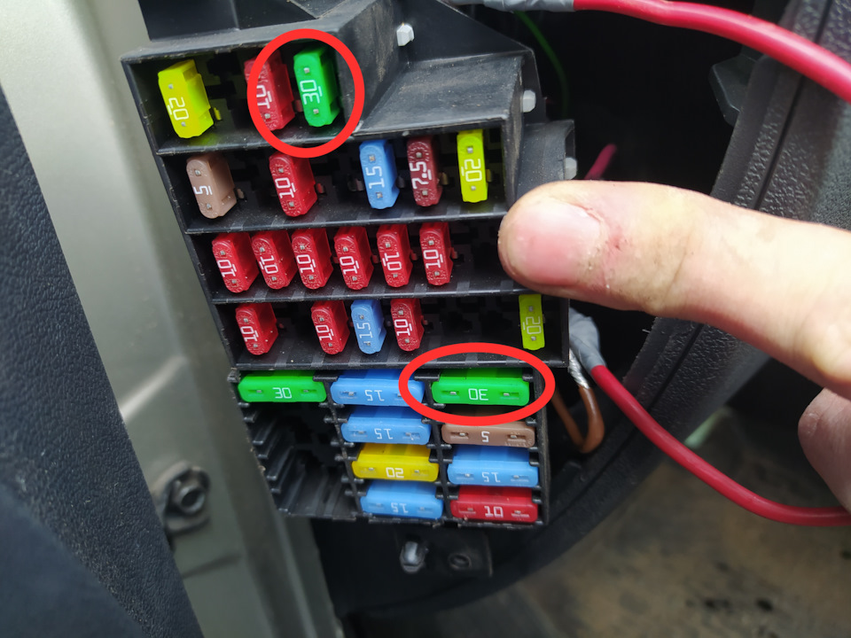 Стеклоподъемники без зажигания и печка — Nissan Almera V (G11/15), 1,6 ...