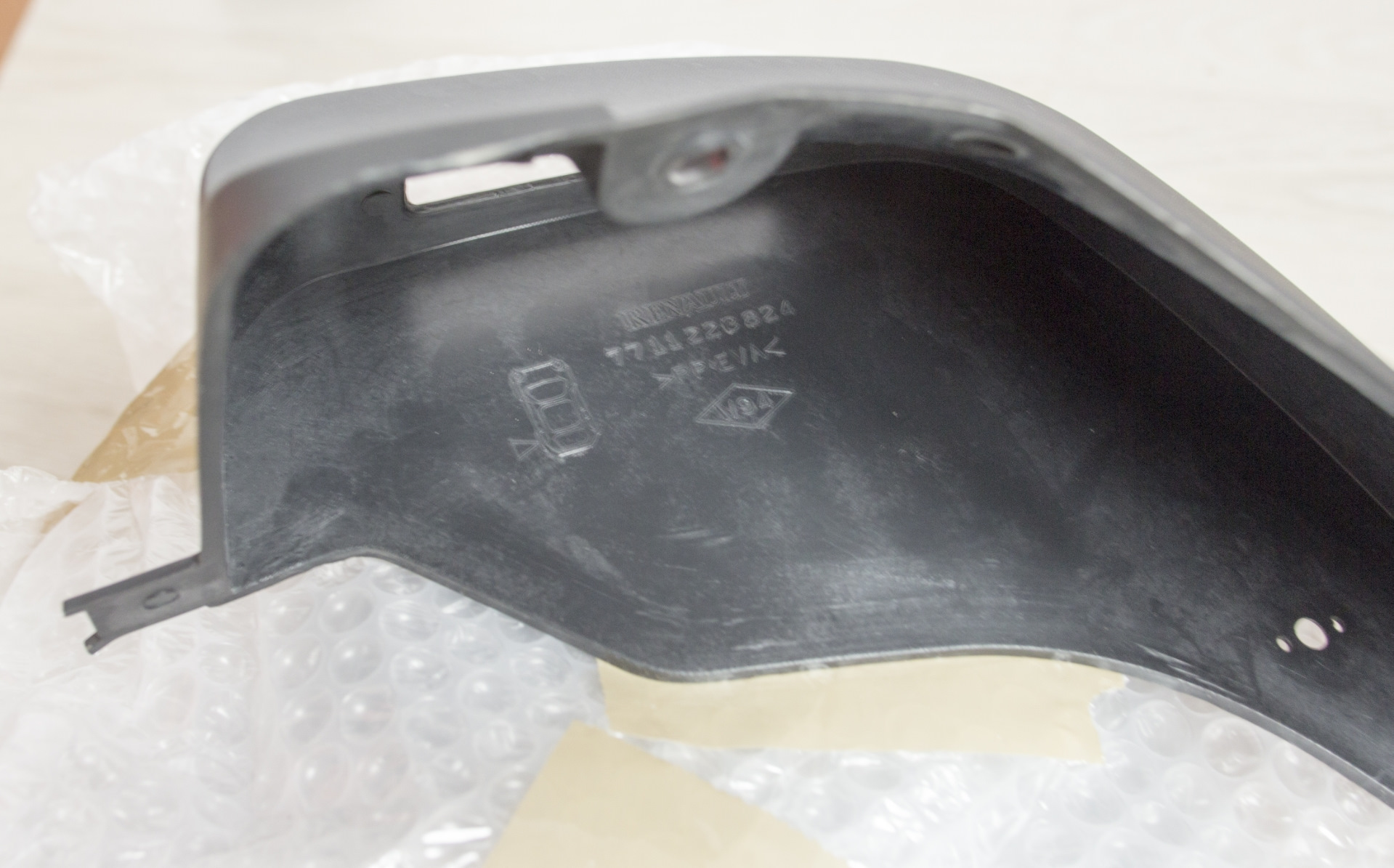 брызговики задние renault megane 2. задние брызговики рено меган 2 универсал. задние брызговики меган 2.