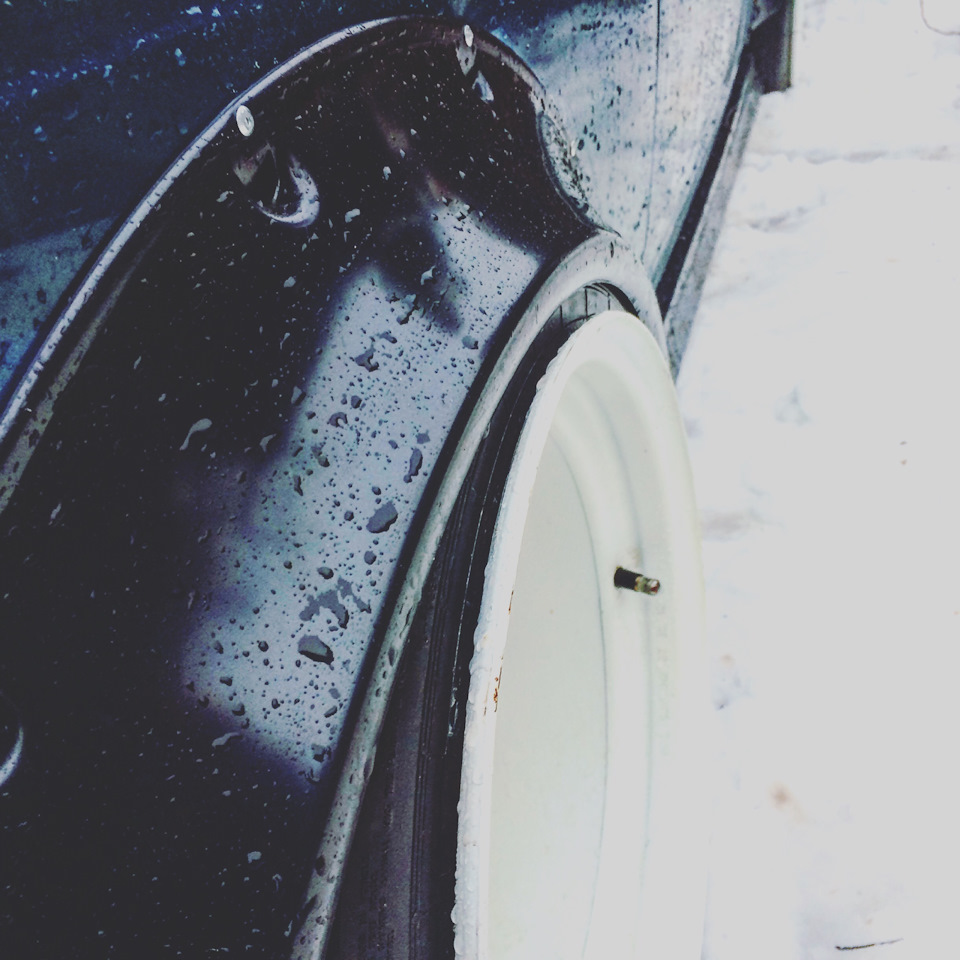 Решил поменять маслосъёмные колпачки. — Mitsubishi Pajero Junior, 1,1 л ...