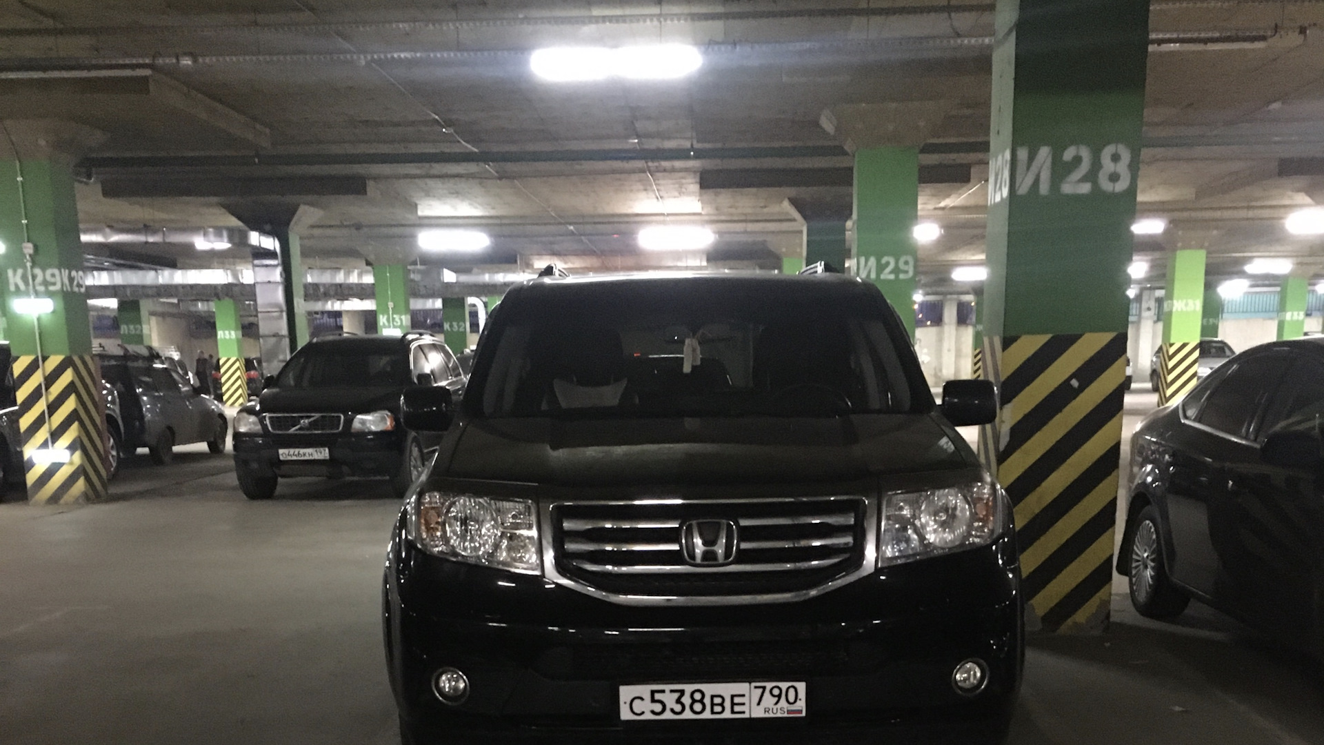 Honda Pilot (2G) 3.5 бензиновый 2012 | Honda Pilot 2 рестайлинг на DRIVE2