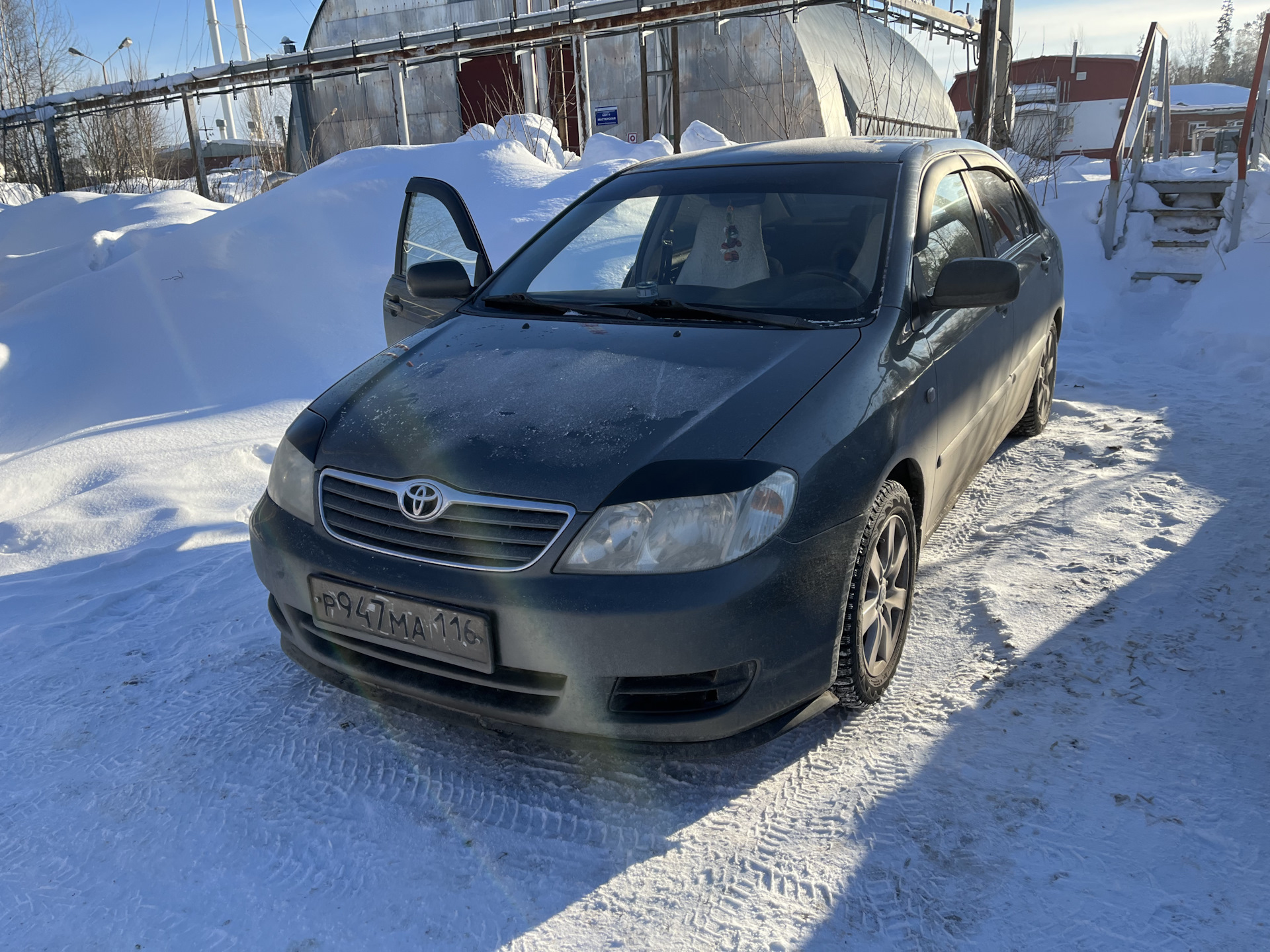 Королла 120 американка. Колпаки от волги на toyota corolla. Toyota55472-52040-e0. Каролла 120 кузаве обвес. Дром запчасти на короллу.