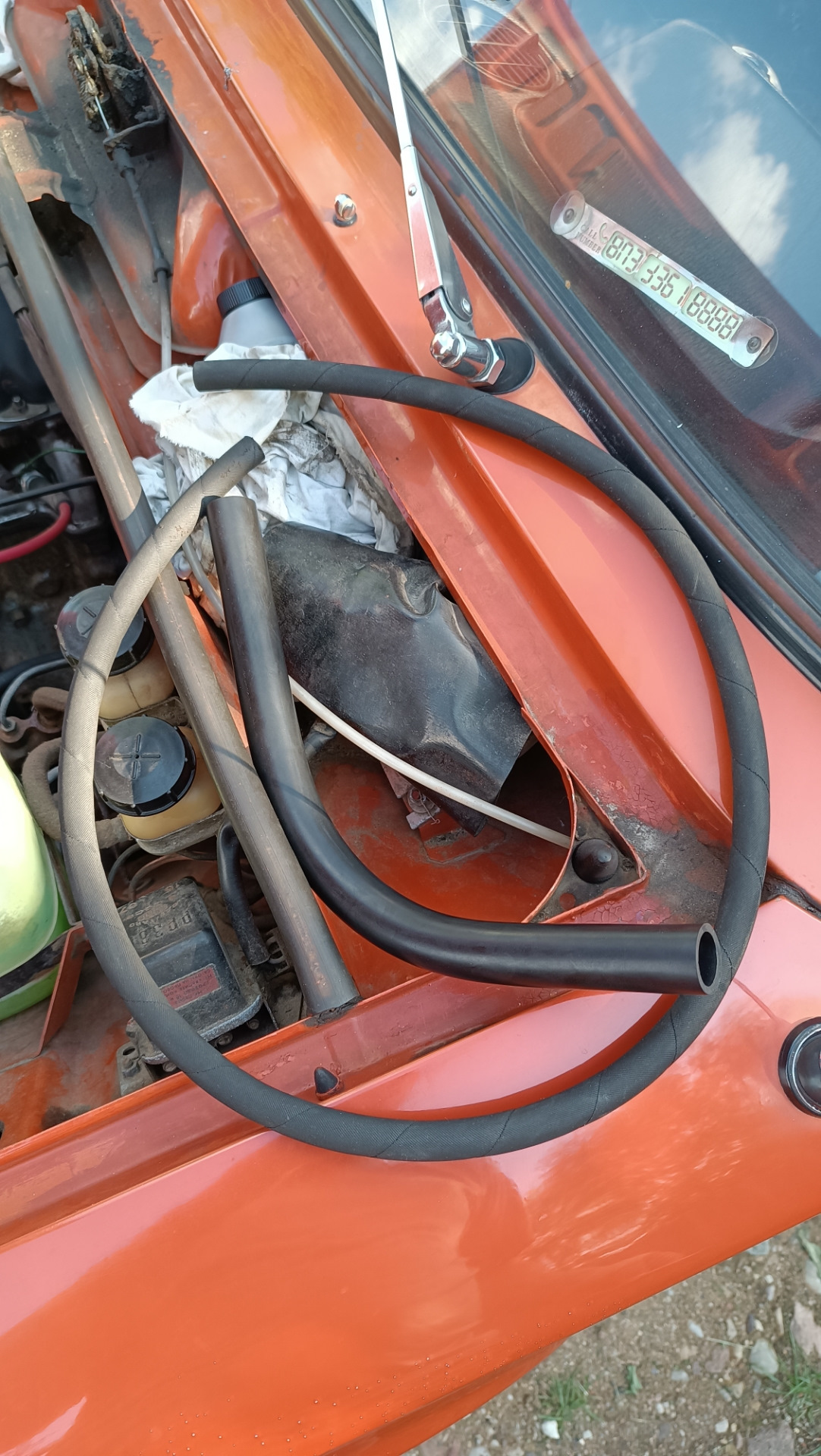 Замена топливных шлангов — Lada 2101, 1,2 л, 1976 года | запчасти | DRIVE2