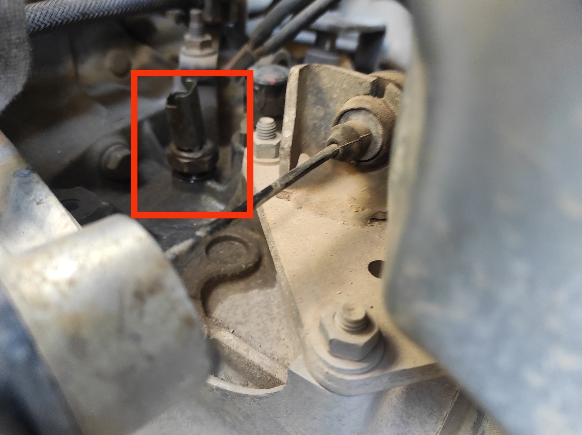 Замена датчика заднего хода — Peugeot 206 Sedan, 1,4 л, 2008 года ...