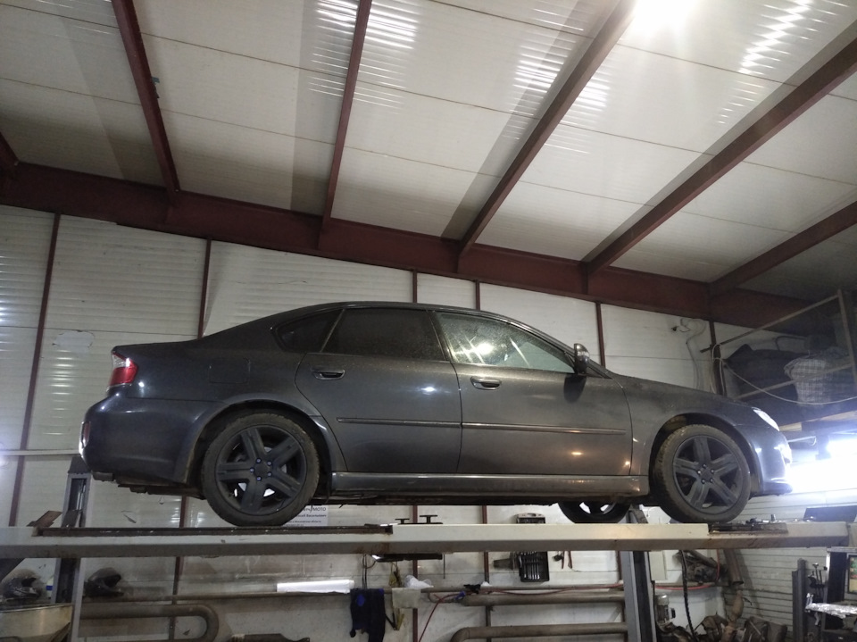 Фото в бортжурнале Subaru Legacy (BL/BP)