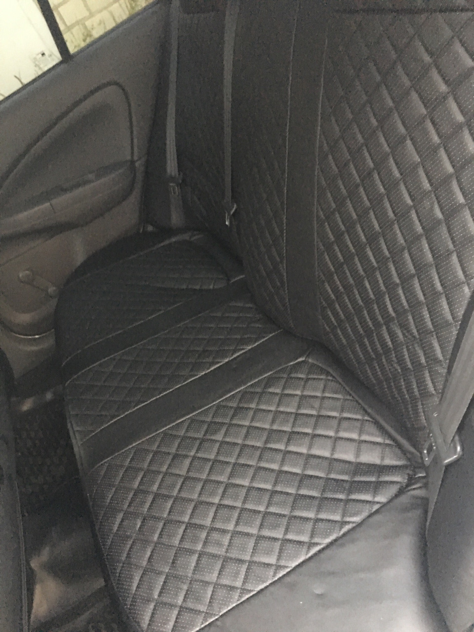 Как снять чехлы ниссан альмера Установка чехлов - Nissan Almera Classic (B10), 1,6 л, 2010 года аксессуары DRIV