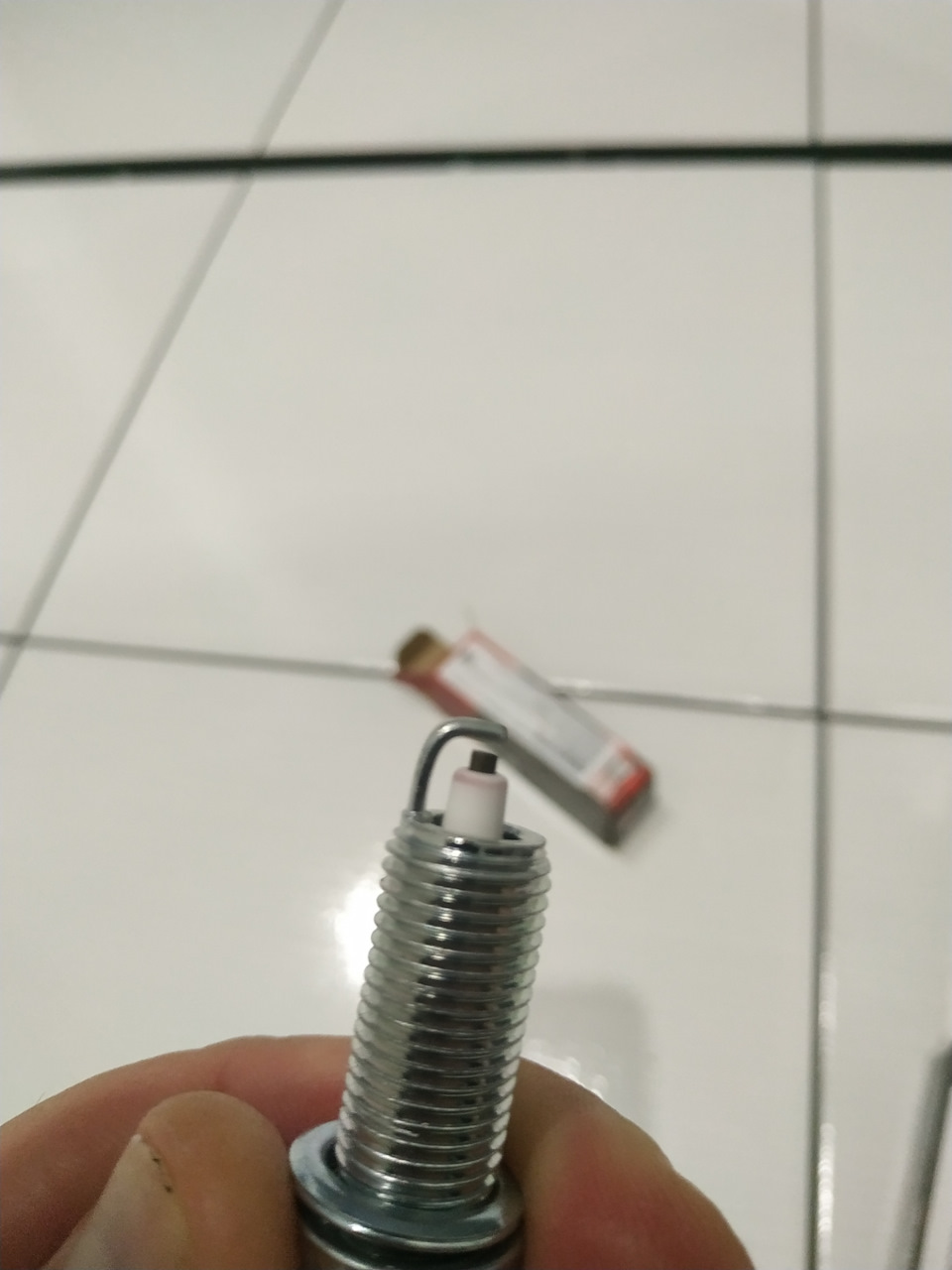 Замена свечей зажигания на Champion, лажа с динамометрическим ключом ...