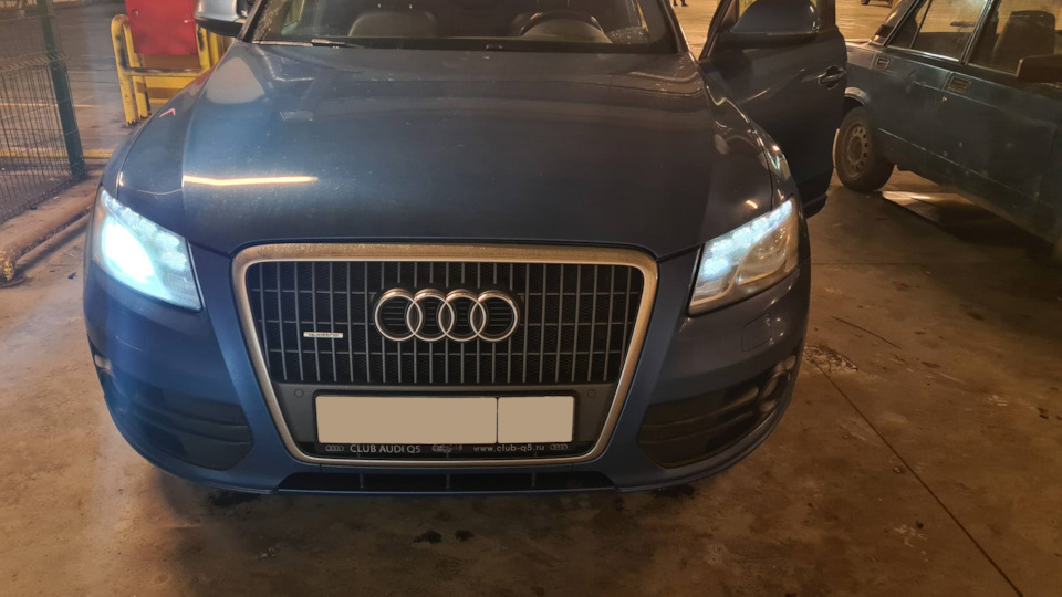 Камера сильно ушла в синий. оригинальные лампы 4300K — Audi Q5 (1G)