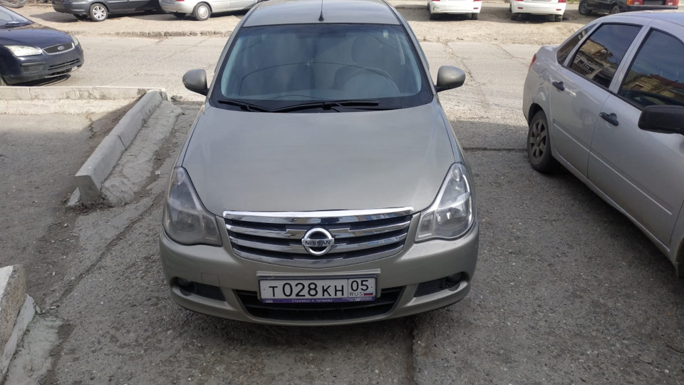 Nissan Almera