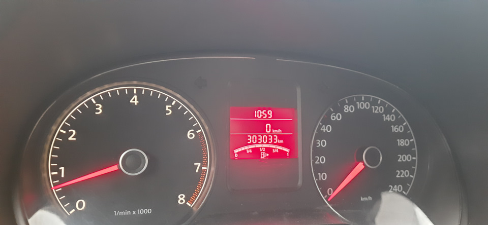 Подсветка спидометра покинула чат — Volkswagen Polo Sedan, 1,6 л, 2012 ...
