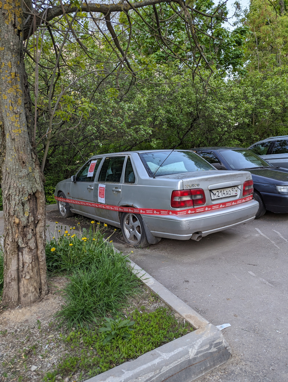 Вольвэ в Чертаново — Сообщество «Брошенные Машины» на DRIVE2