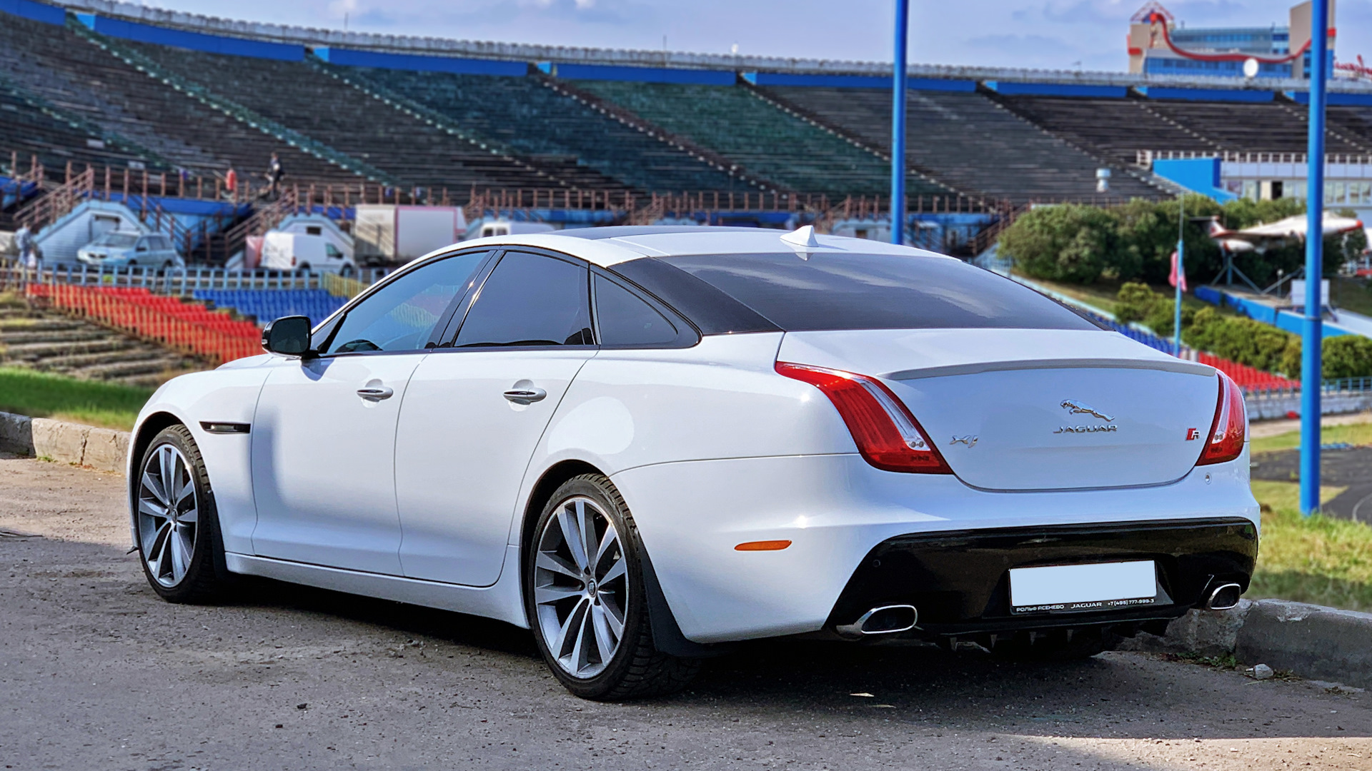 Jaguar XJ Mark 4