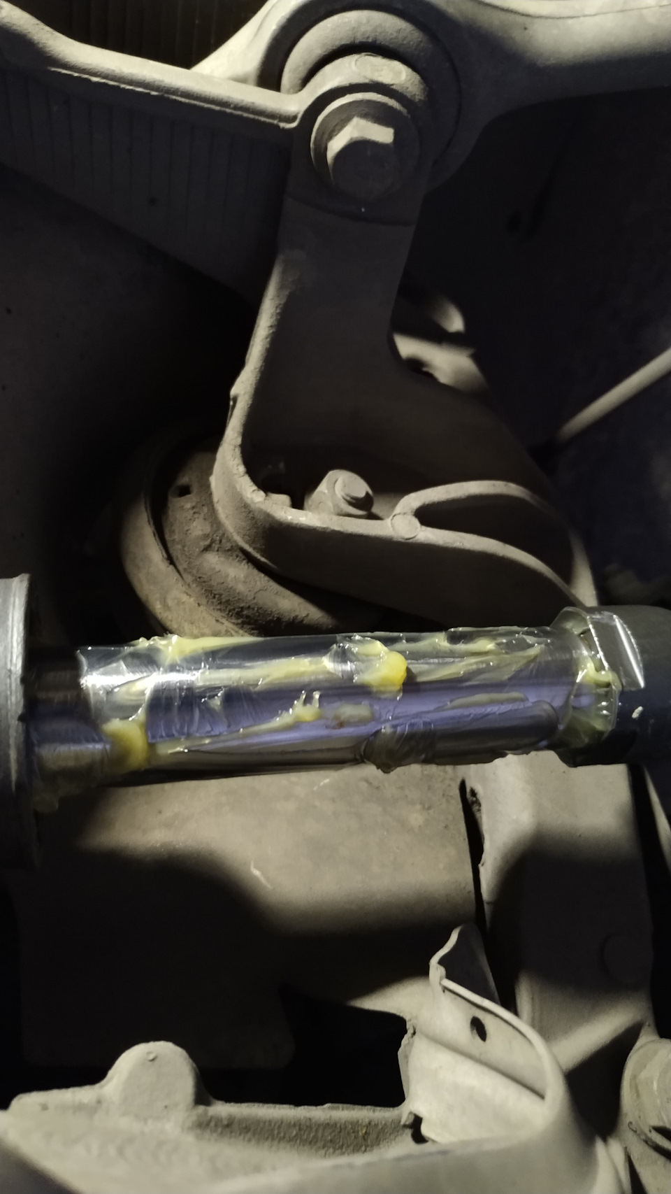 Очистил. Смазал. — BMW 5 series (E39)