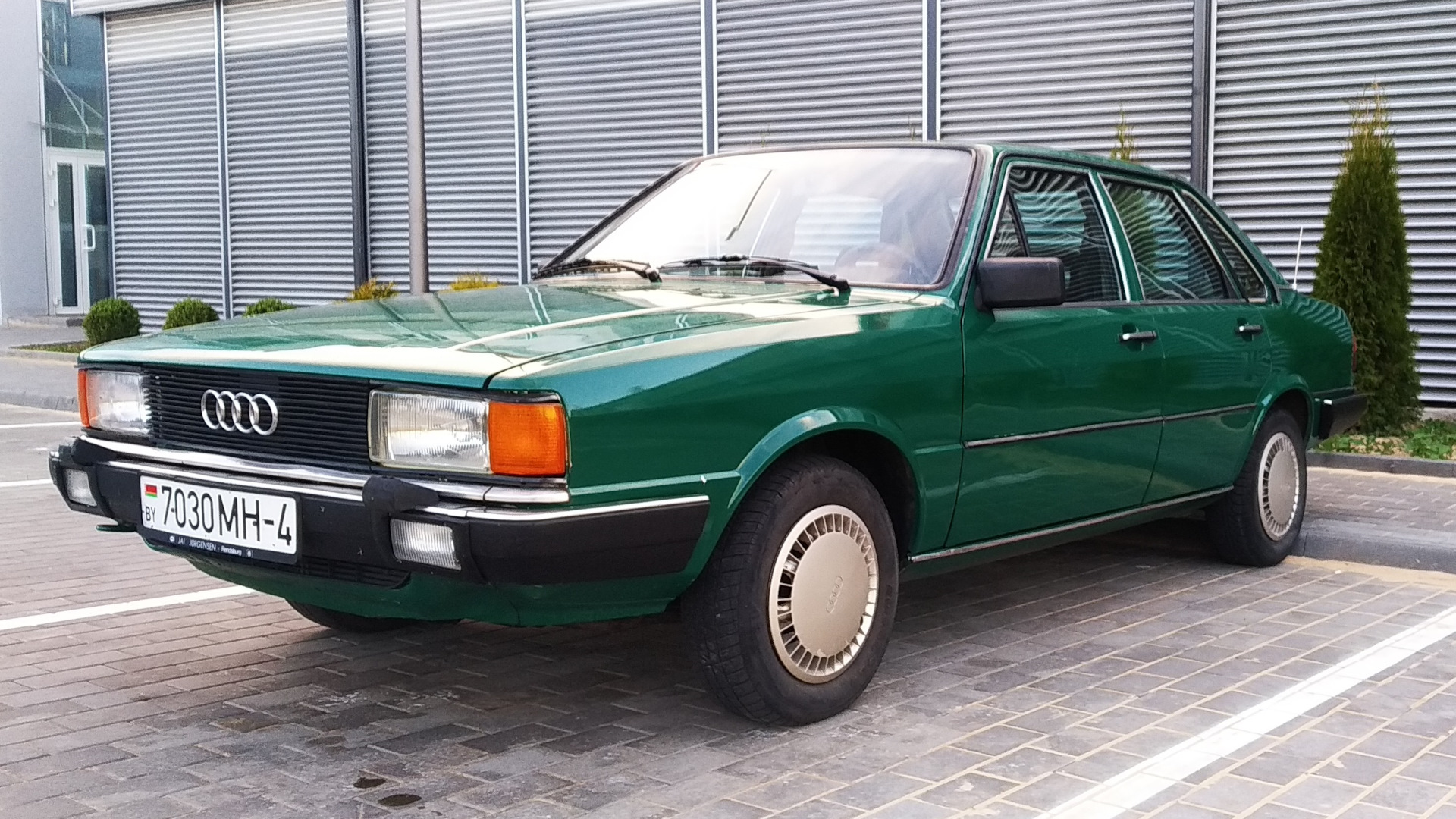 Audi 80 (B2) 1.8 бензиновый 1983 | b2 