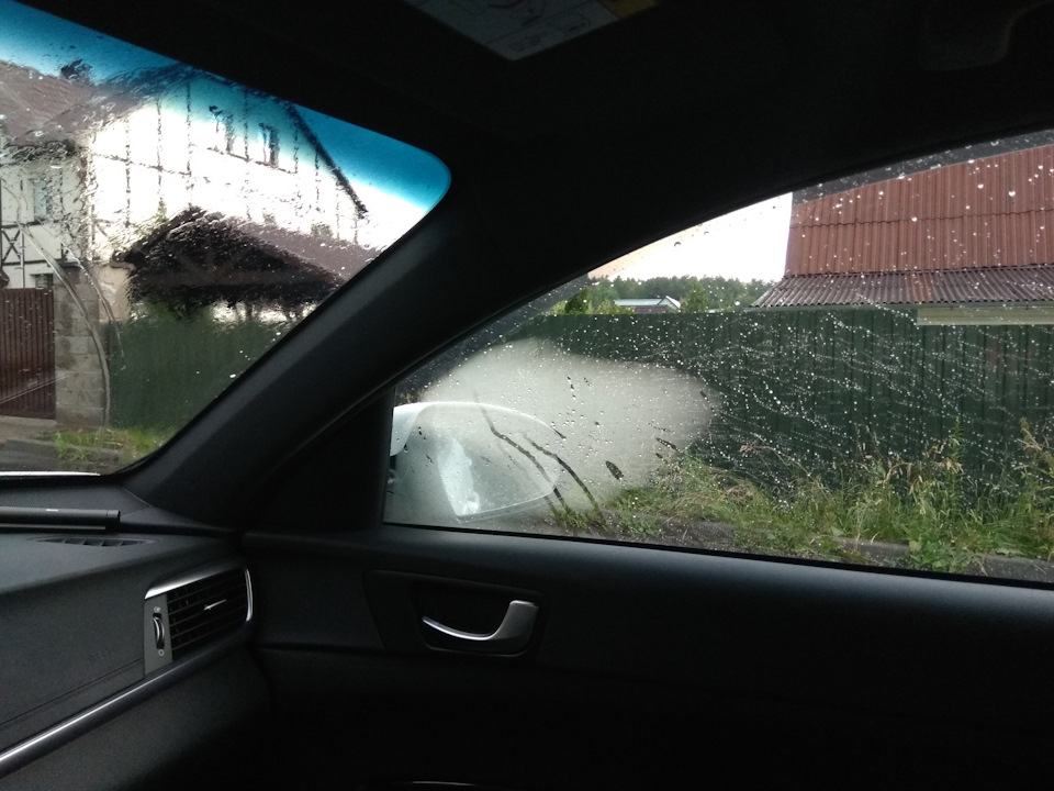 Потеют снаружи боковые стекла и лобовое. Есть ли выход? — KIA Optima ...