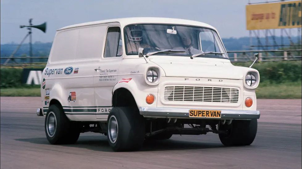 Ford transit supervan store 2