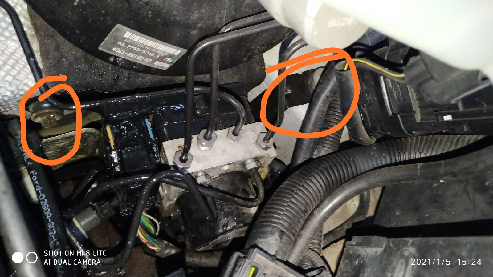 Замена блока абс Ford Fiesta — Ford Fiesta (Mk V), 1,3 л, 2006 года ...