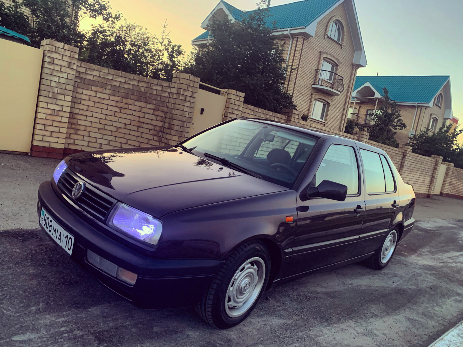 VW Vento vr6 2 8