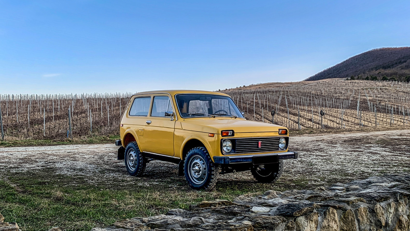 Lada 4x4 3D 1.6 бензиновый 1983 | 1983 Св. Желтый 225 на DRIVE2