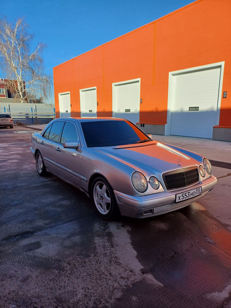 Крутит но не запускается, нет искры и подачи топлива W210 — Mercedes-Benz  E-class (W210), 2,4 л, 1998 года | запчасти | DRIVE2