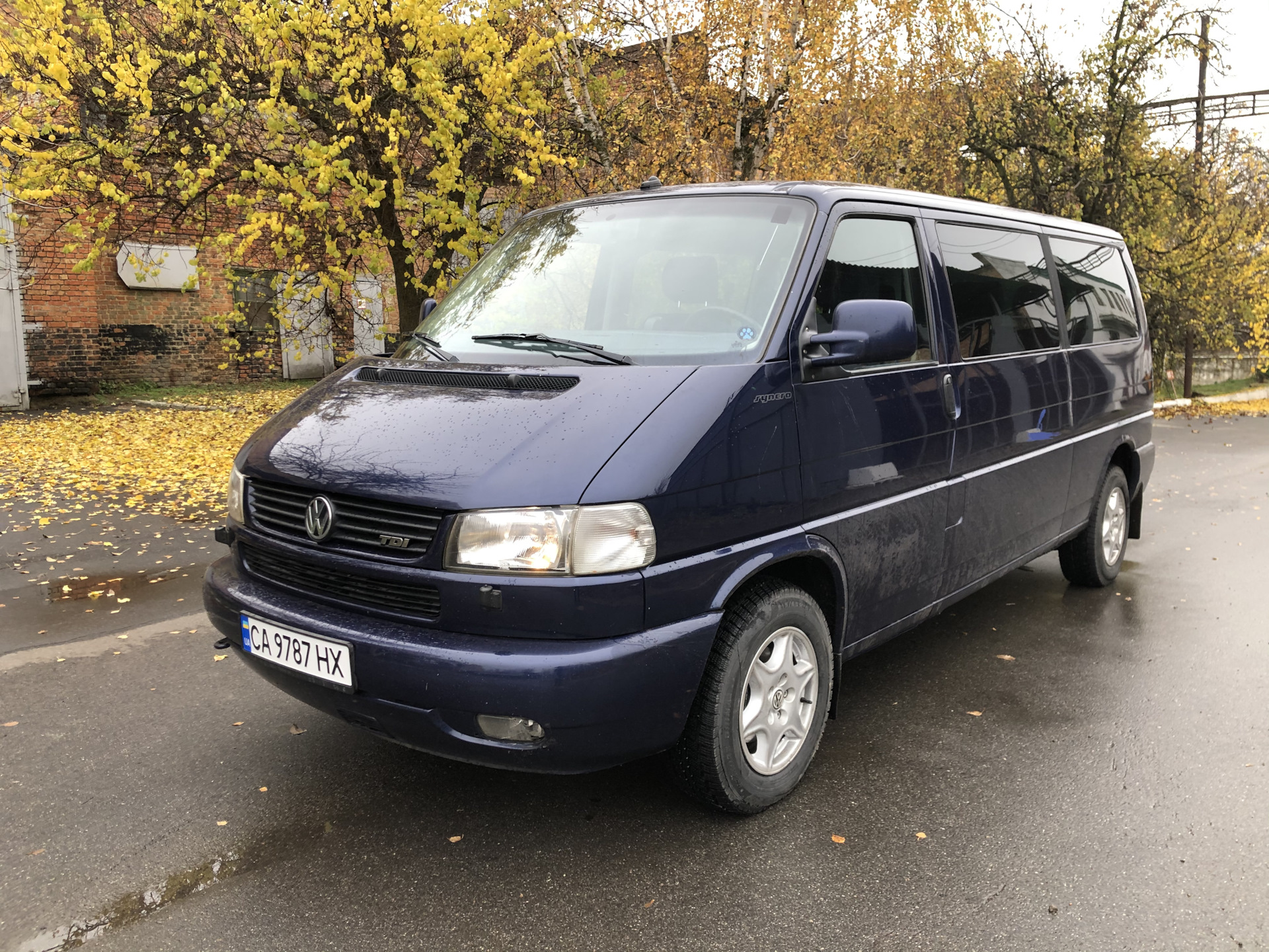 Т4 каравелла бензин. Caravelle t4. Каравелла синхро.