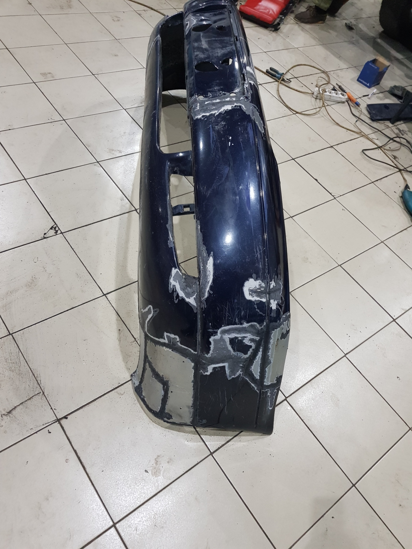 Сварка бампера — Audi A8 (D2), 4,2 л, 1998 года | своими руками | DRIVE2