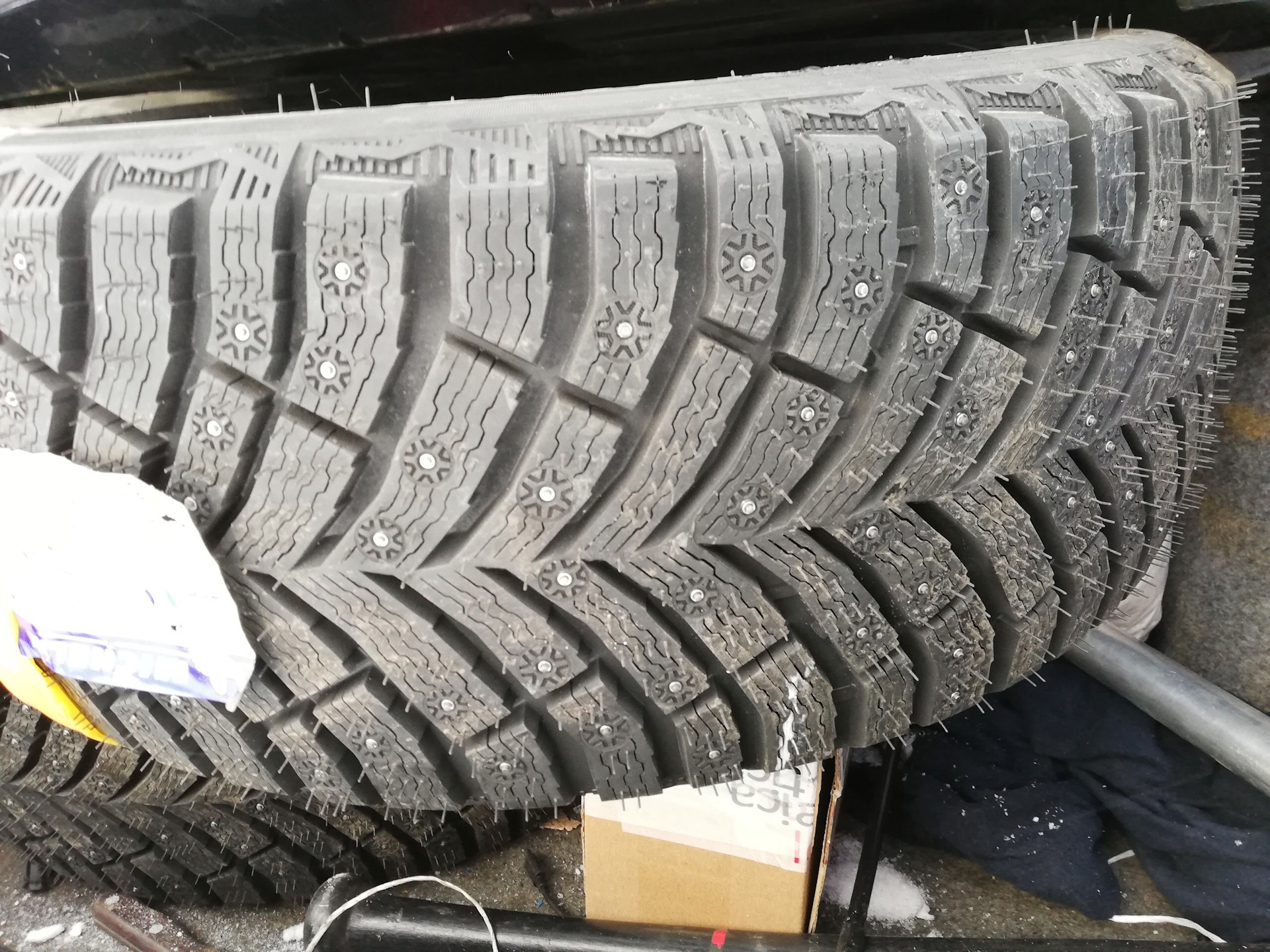 Купить Шины Мишлен R17 Michelin Шипованные