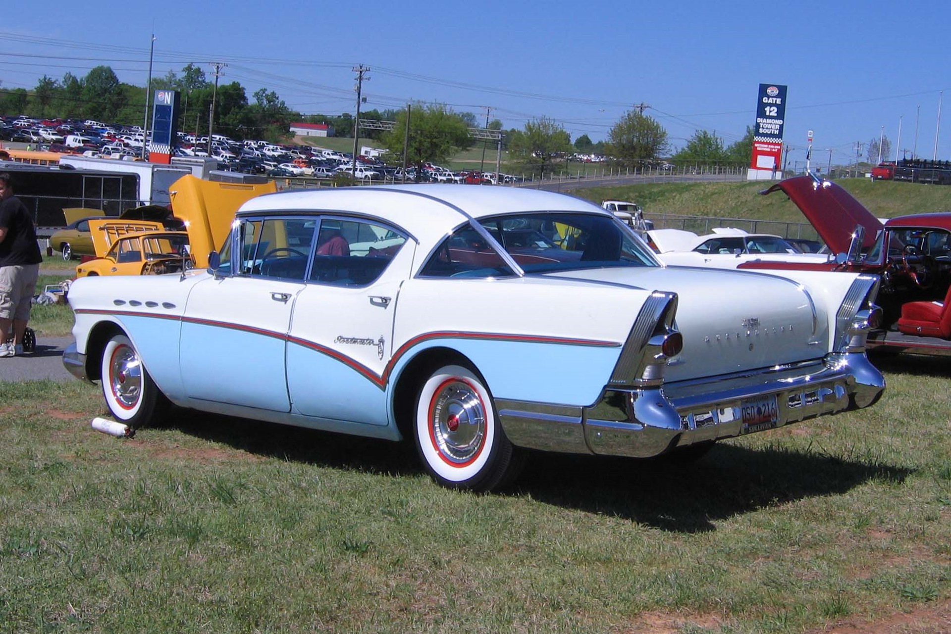 1957 Buick Roadmaster 75