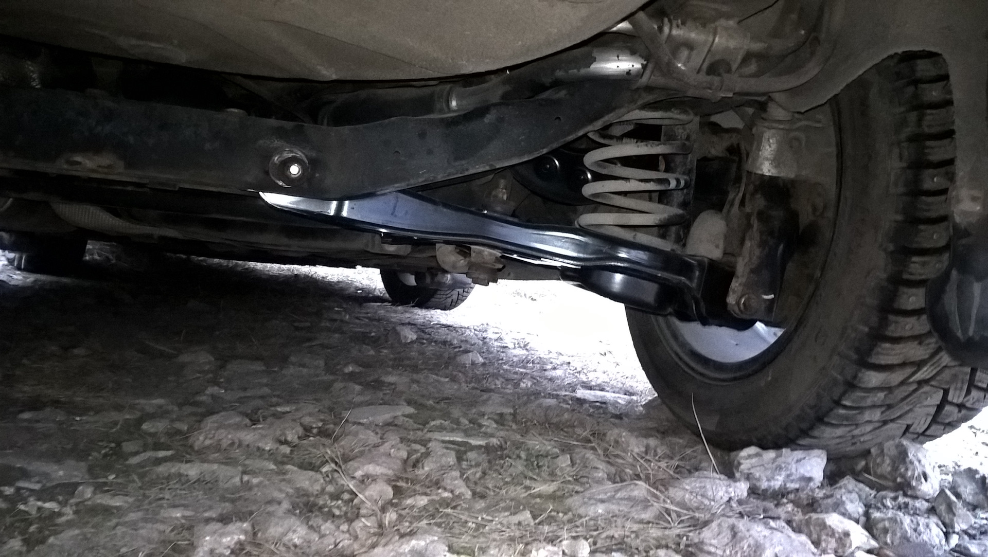 Замена задних дисковых тормозных колодок на Focus 2 (фото-отчёт) - Страница 2 - 