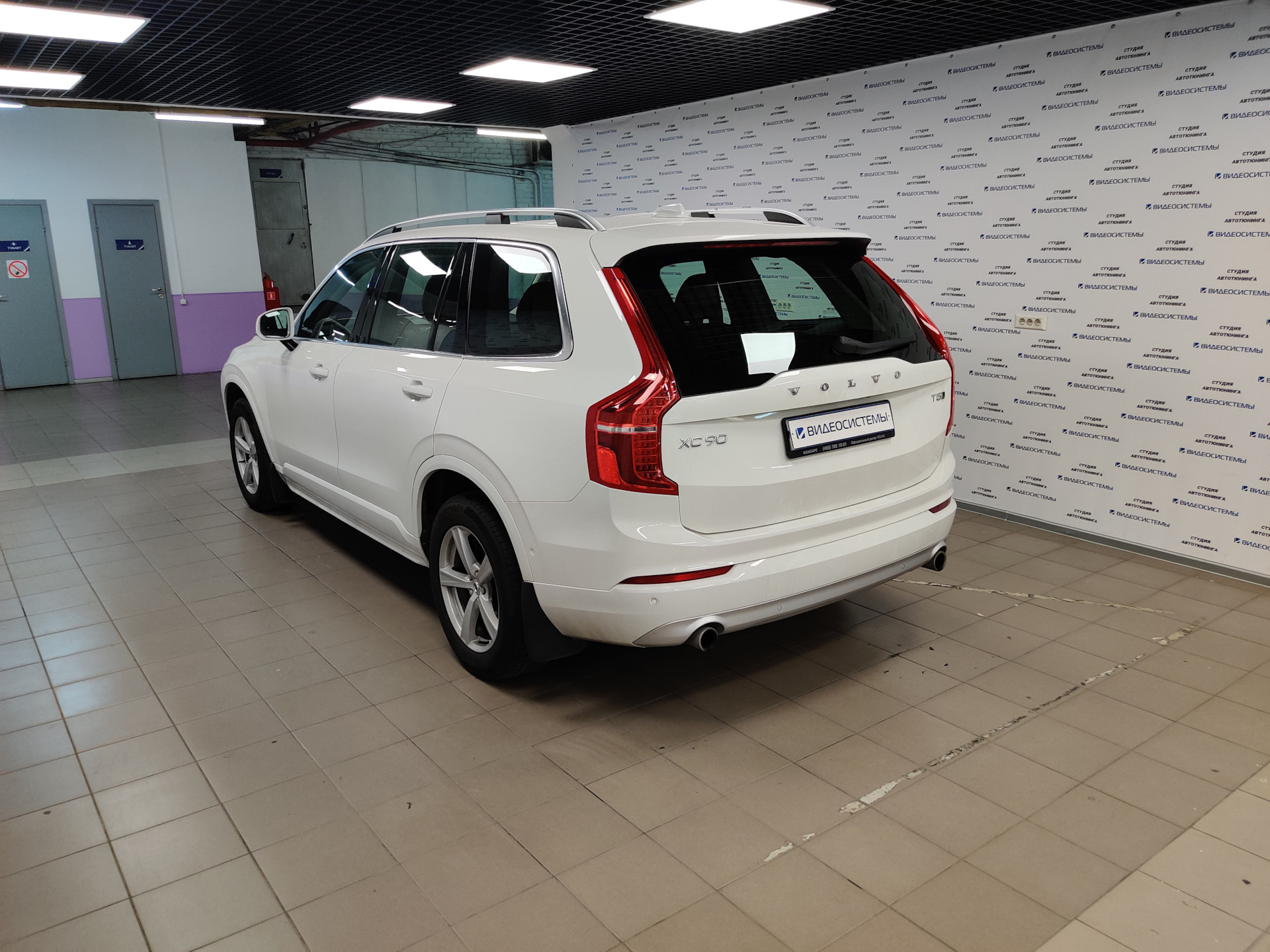 Электропривод крышки багажника и система "свободные руки" (виртуальная ...